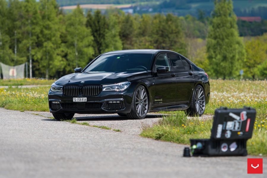  BMW 7-Series on Vossen Wheels (VFS2) 2017 года  (фото 26 из 33)